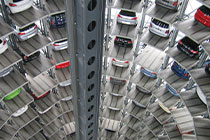 （kaiyun中国官网直播观察）国足主场惨败，球迷怒砸座椅，这下麻烦大了